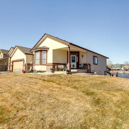 7 Mi To Dtwn Denver Lakefront Gem With Dock!
